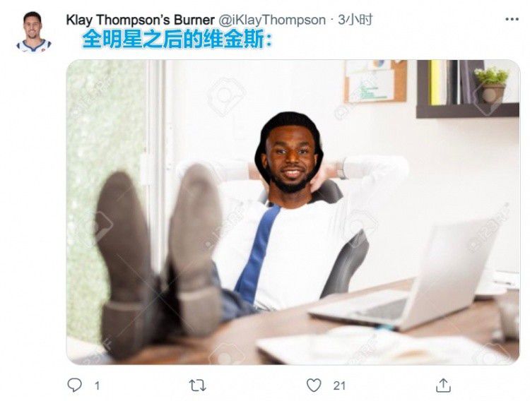 朵丝佳穿泳装图片